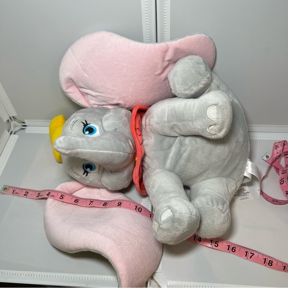 Disney Store Dumbo Plush Elephant 14" Velvety Soft Huggable Stuffed Elephant - Picture 5 of 5